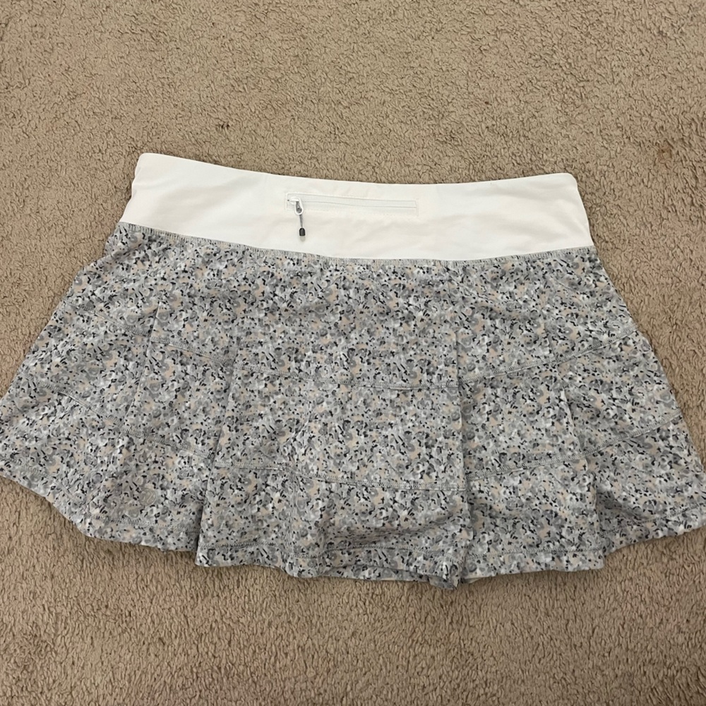 lululemon pace rival skirt size 8 floral
